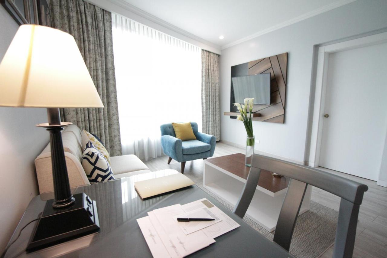 Aparta Hotel Torres De Suites กีโต ภายนอก รูปภาพ