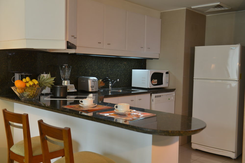 Aparta Hotel Torres De Suites กีโต ภายนอก รูปภาพ